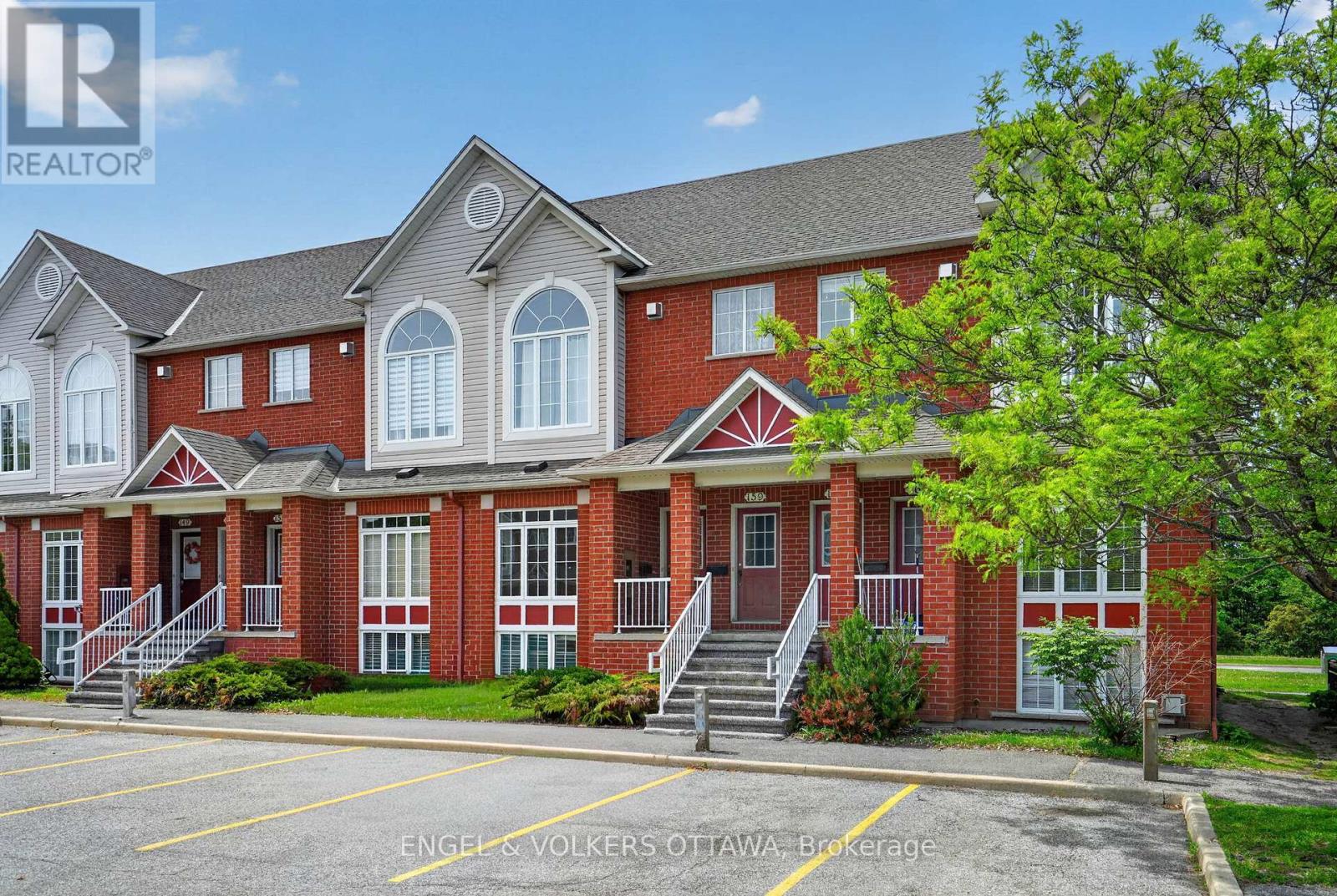 157 - 70 Edenvale Drive, Ottawa, Ontario  K2K 3N7 - Photo 2 - X13249278