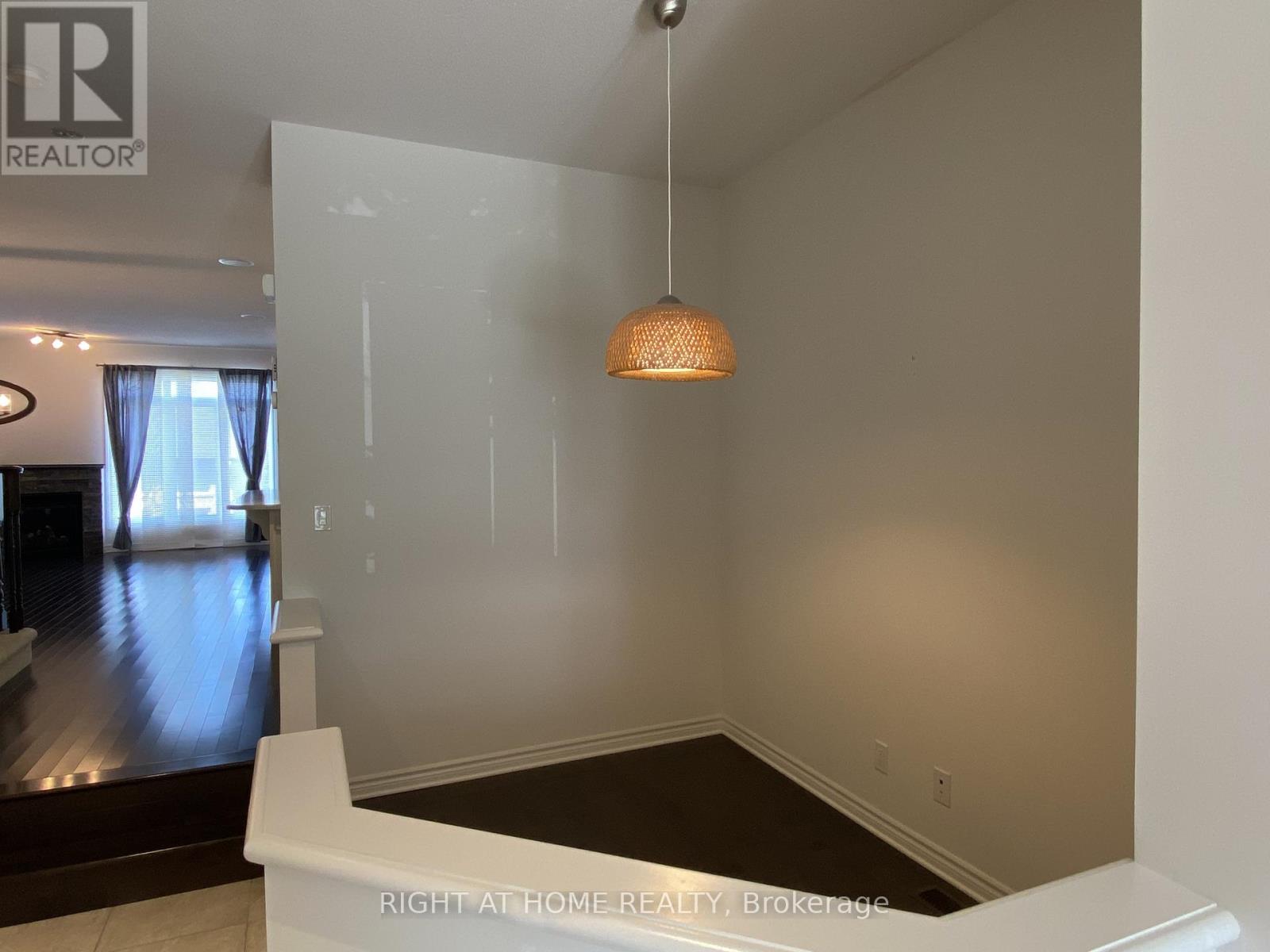 1119 Tischart Crescent, Ottawa, Ontario  K2T 0G4 - Photo 3 - X13249404