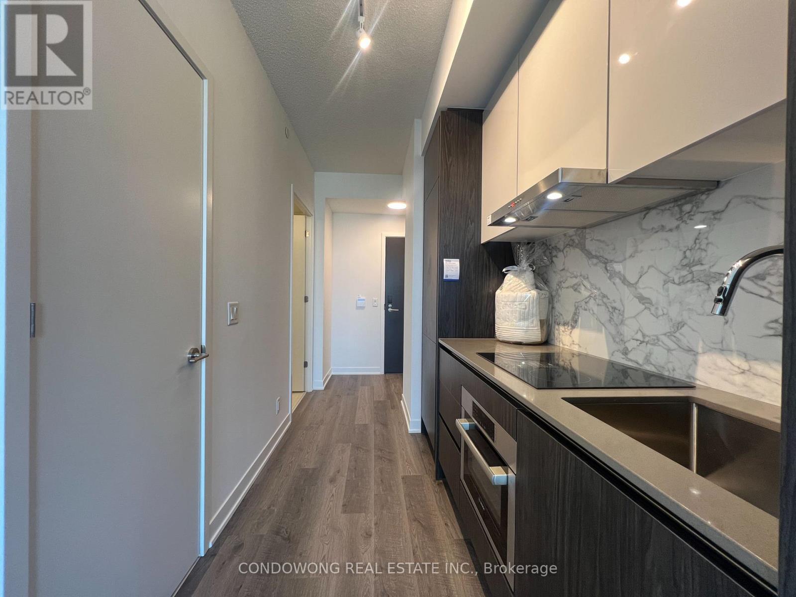 2702 - 180 Front Street E, Toronto, Ontario  M5A 0A9 - Photo 10 - C13243946