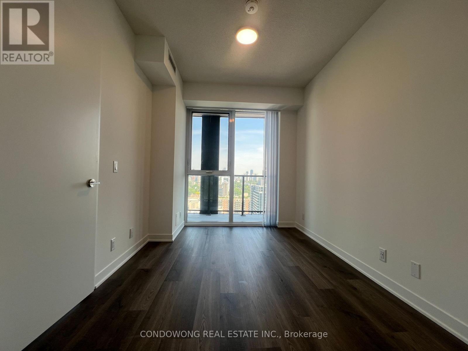 2702 - 180 Front Street E, Toronto, Ontario  M5A 0A9 - Photo 5 - C13243946
