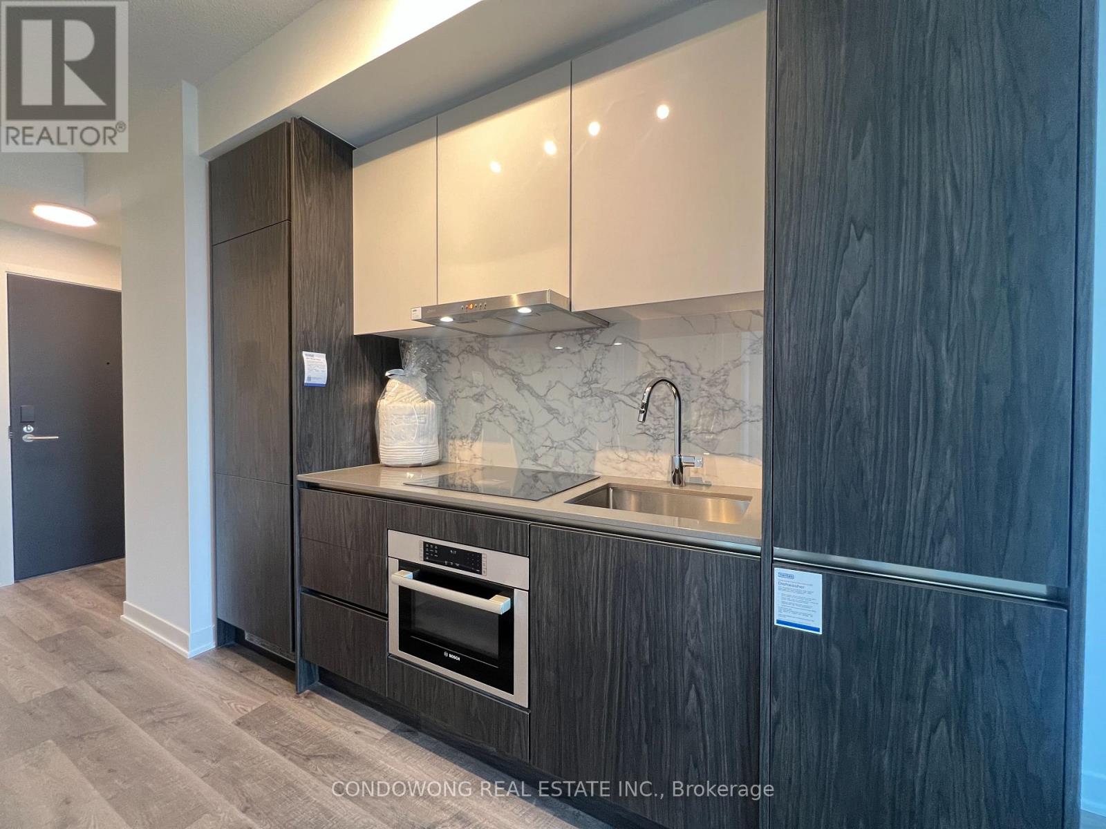 2702 - 180 Front Street E, Toronto, Ontario  M5A 0A9 - Photo 12 - C13243946
