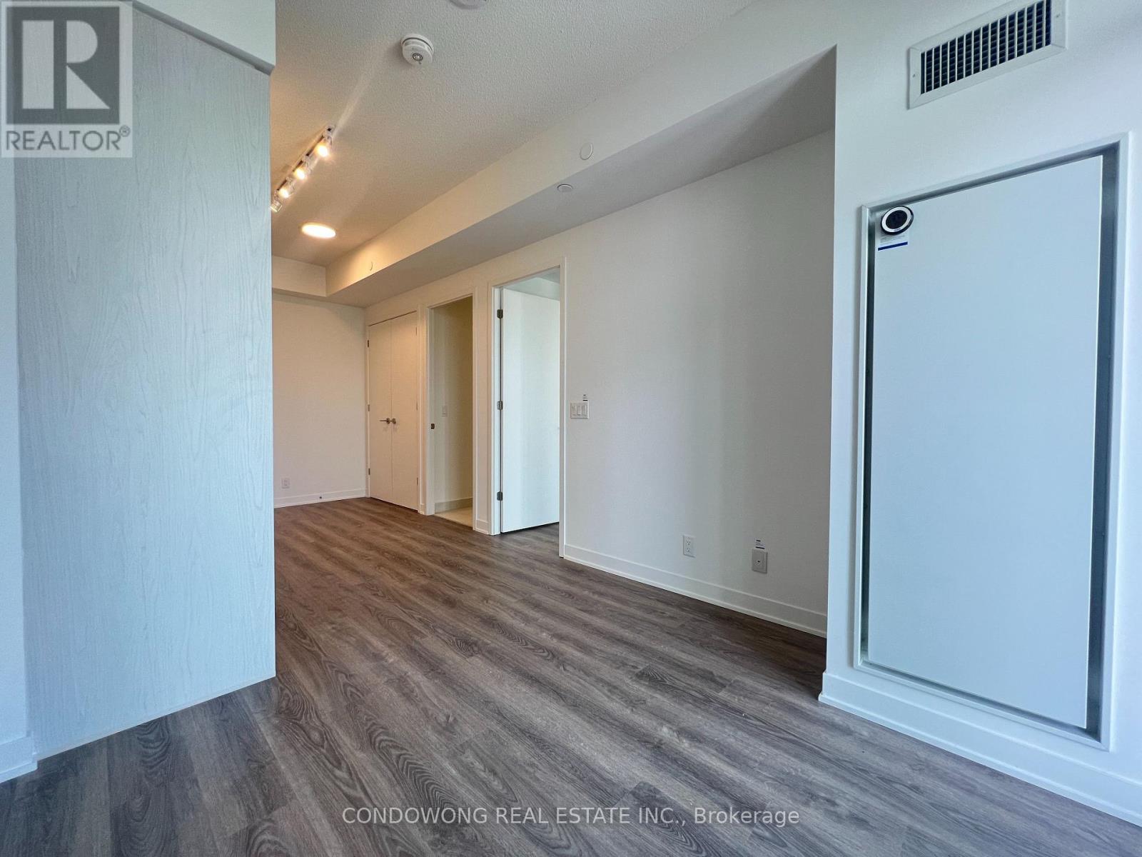 3201 - 180 Front Street E, Toronto, Ontario  M5A 0A9 - Photo 6 - C13245394