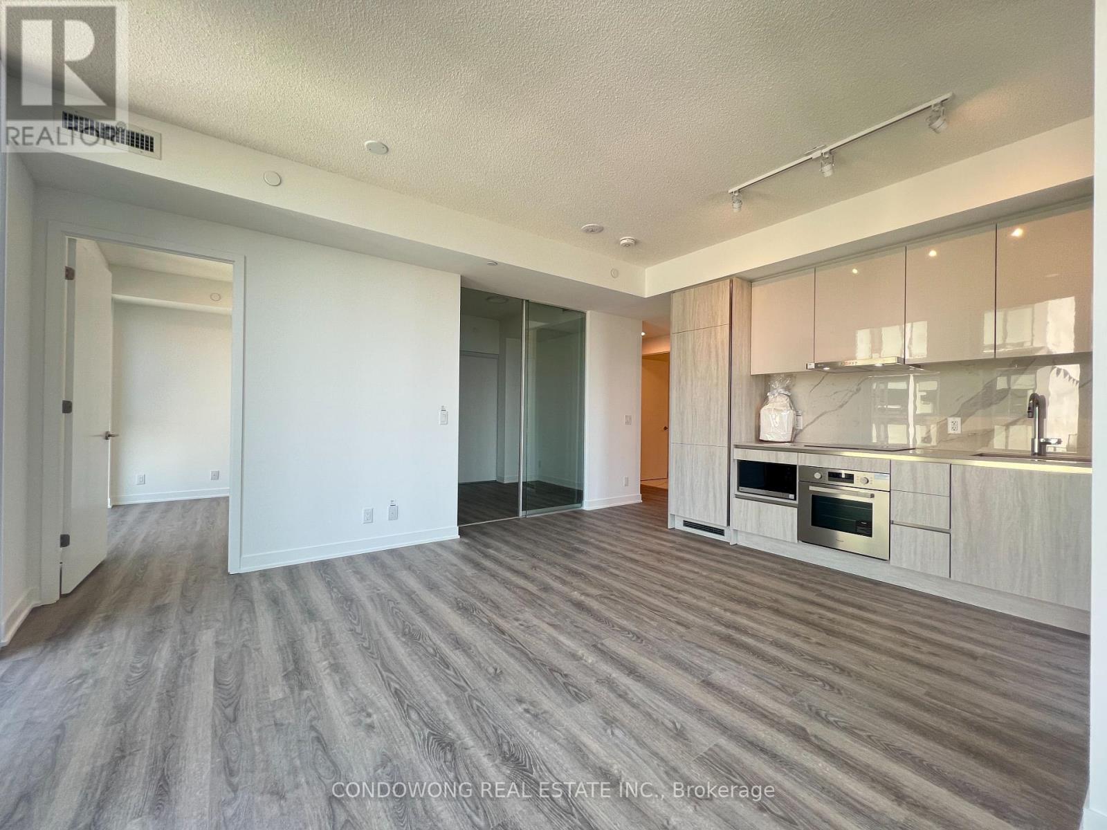 2810 - 180 Front Street E, Toronto, Ontario  M5A 0A9 - Photo 14 - C13245642