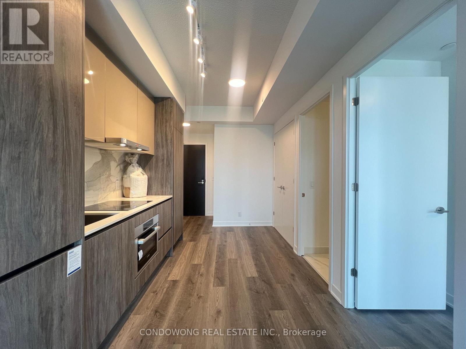 2601 - 180 Front Street E, Toronto, Ontario  M5A 0A9 - Photo 3 - C13245454