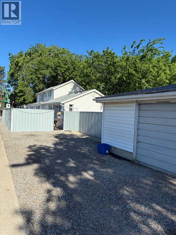 503 21 Street S, Lethbridge, Alberta  T1H 3R1 - Photo 2 - A2318304