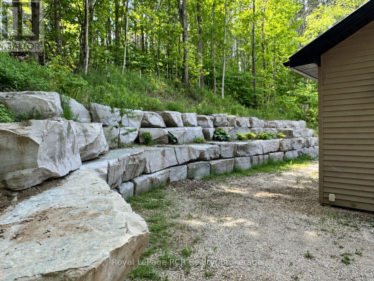 167 Prince Street, Grey Highlands, Ontario  N0C 1K0 - Photo 39 - X12793656