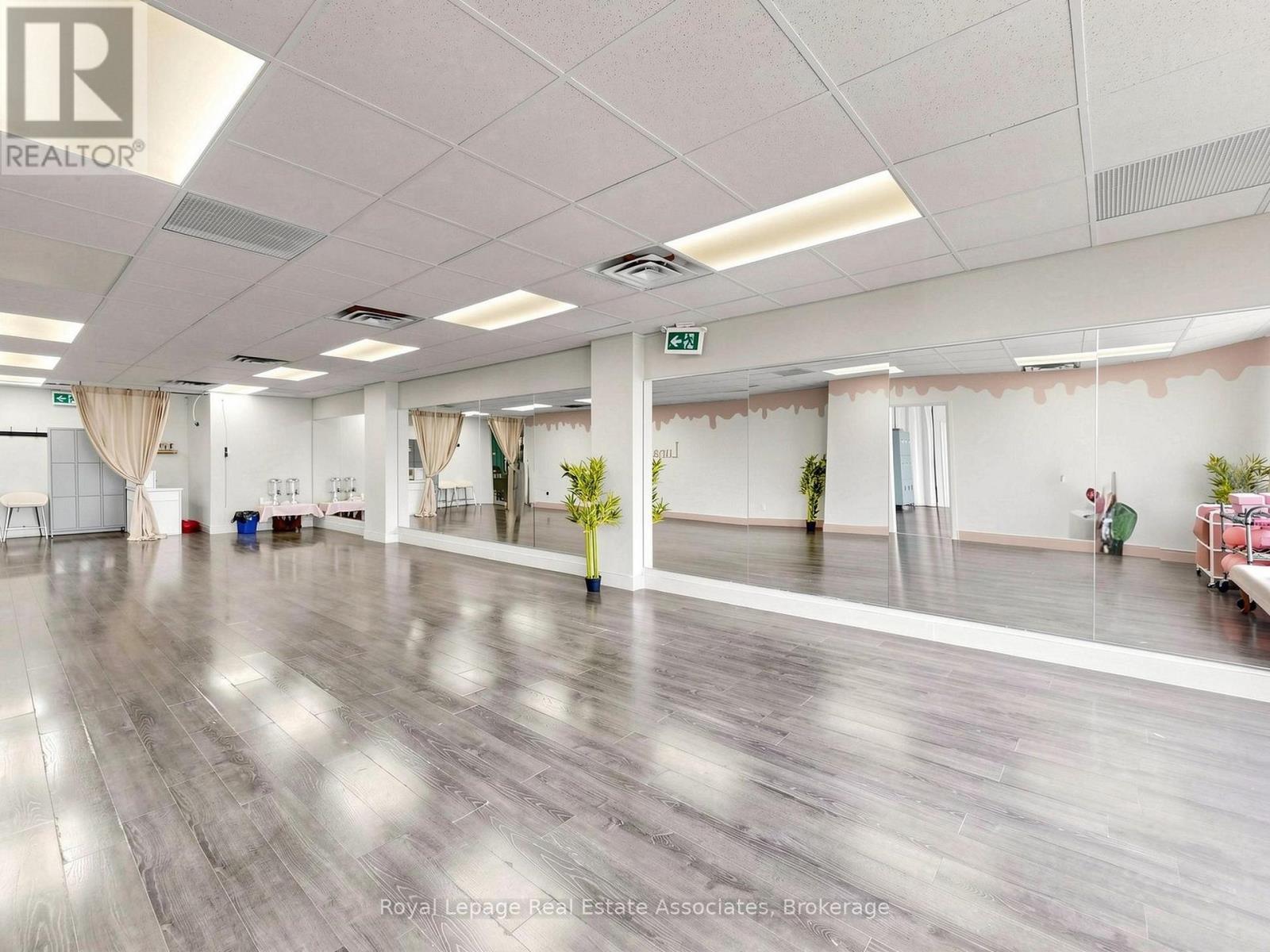 Second Level - 685 Queen Street W, Toronto, Ontario  M6J 1E6 - Photo 13 - C13249346