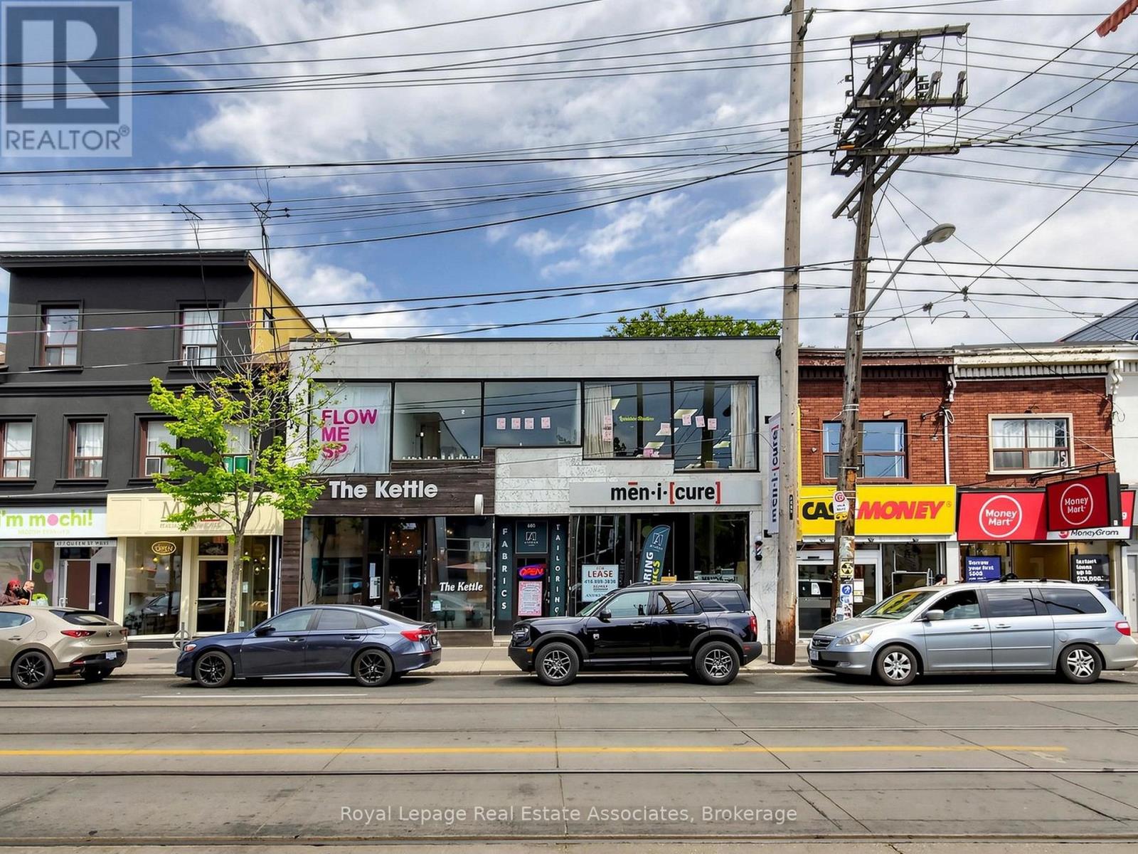 Second Level - 685 Queen Street W, Toronto, Ontario  M6J 1E6 - Photo 2 - C13249346