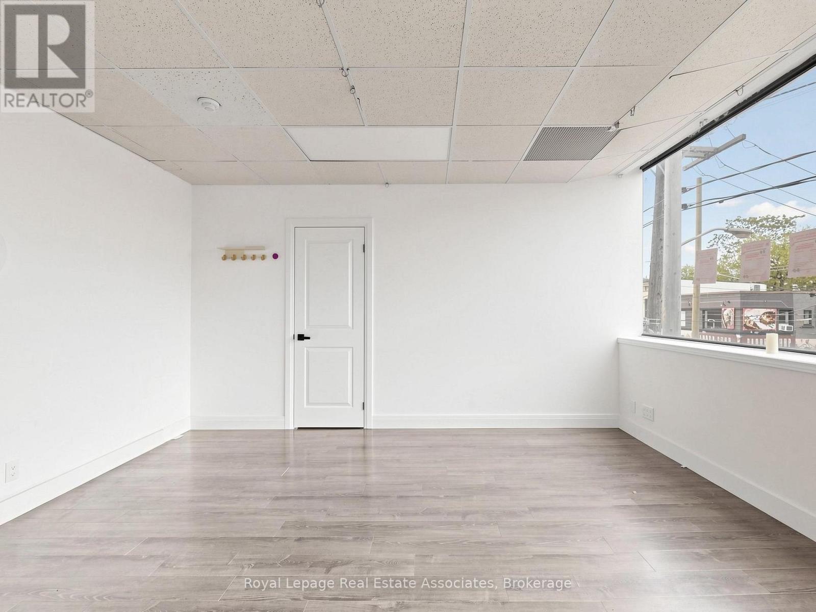 Second Level - 685 Queen Street W, Toronto, Ontario  M6J 1E6 - Photo 24 - C13249346