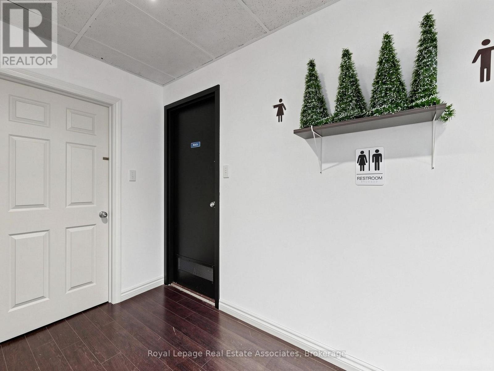 Second Level - 685 Queen Street W, Toronto, Ontario  M6J 1E6 - Photo 28 - C13249346