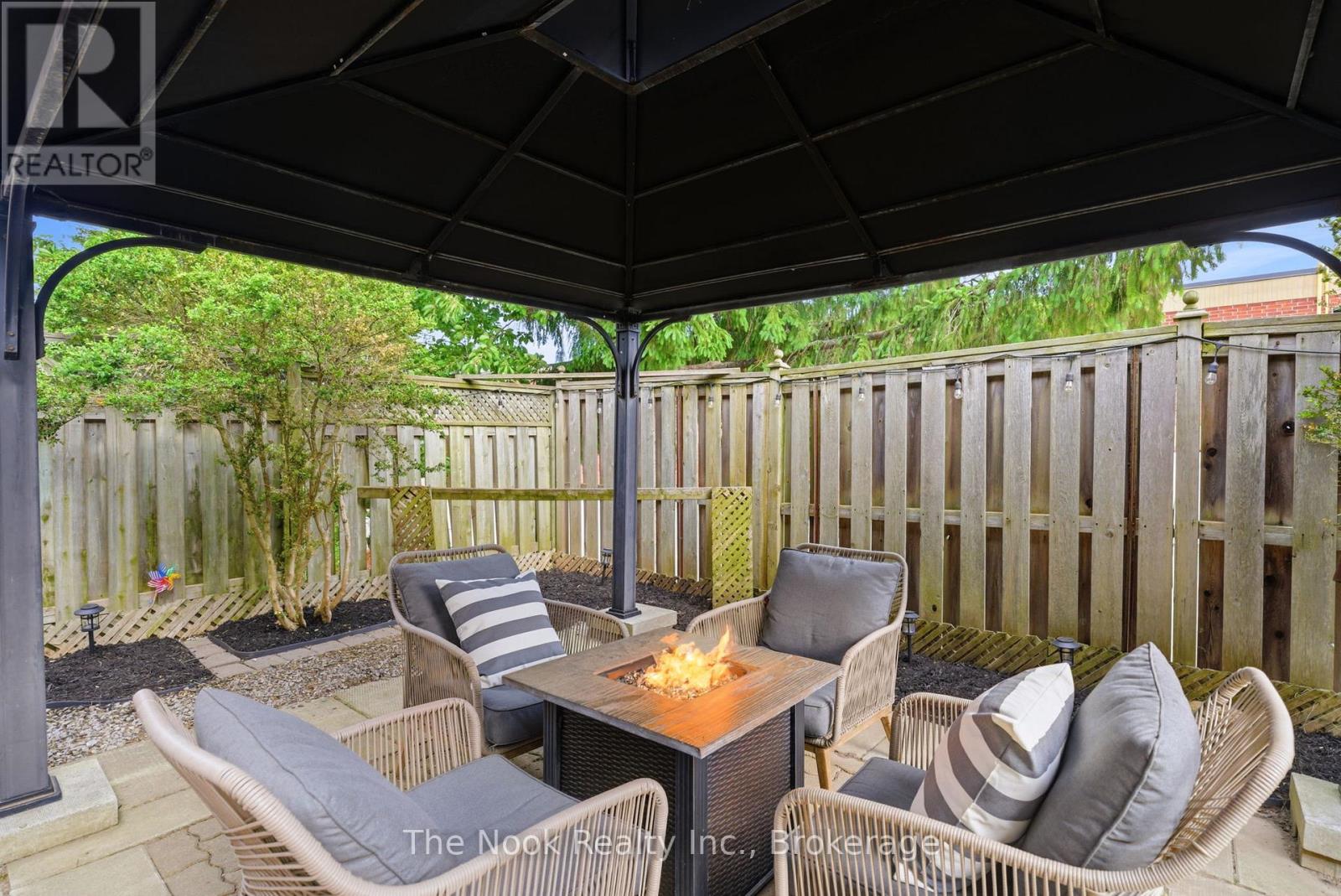 1624 Arcadia Square, Pickering, Ontario  L1V 6W3 - Photo 47 - E13248714