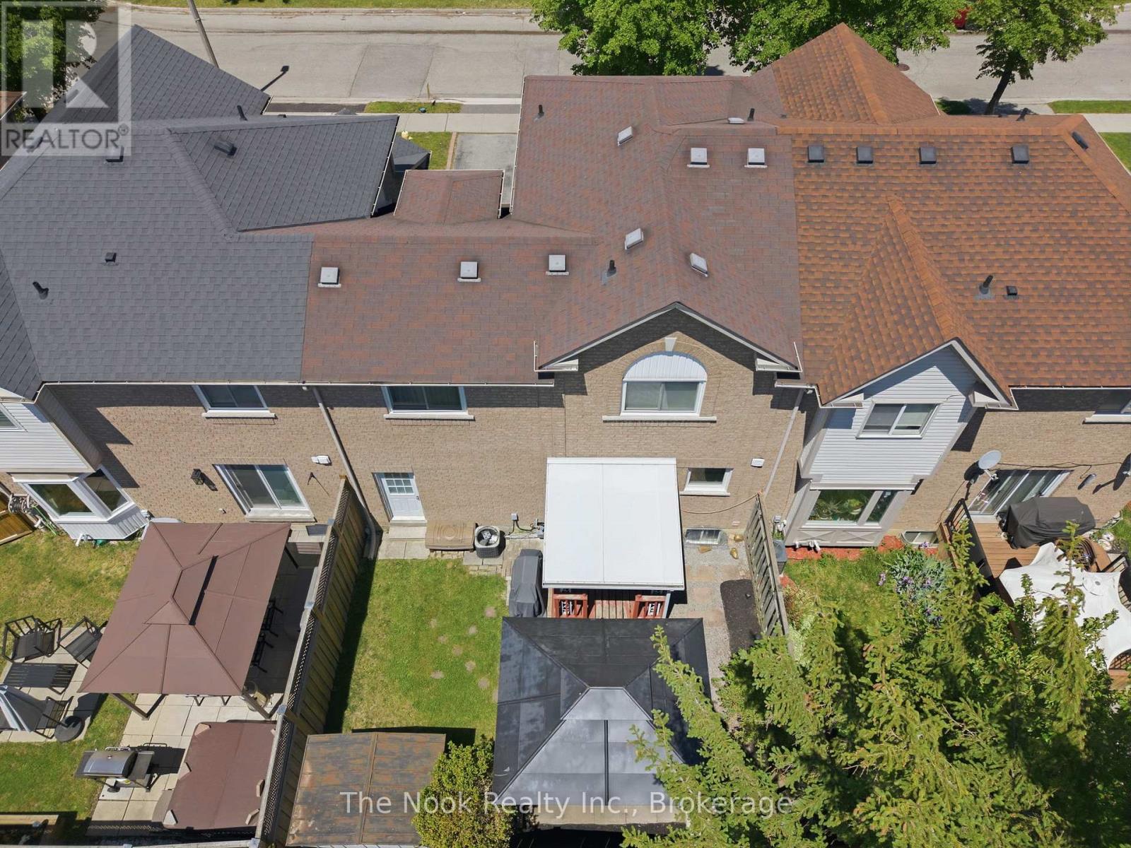 1624 Arcadia Square, Pickering, Ontario  L1V 6W3 - Photo 44 - E13248714