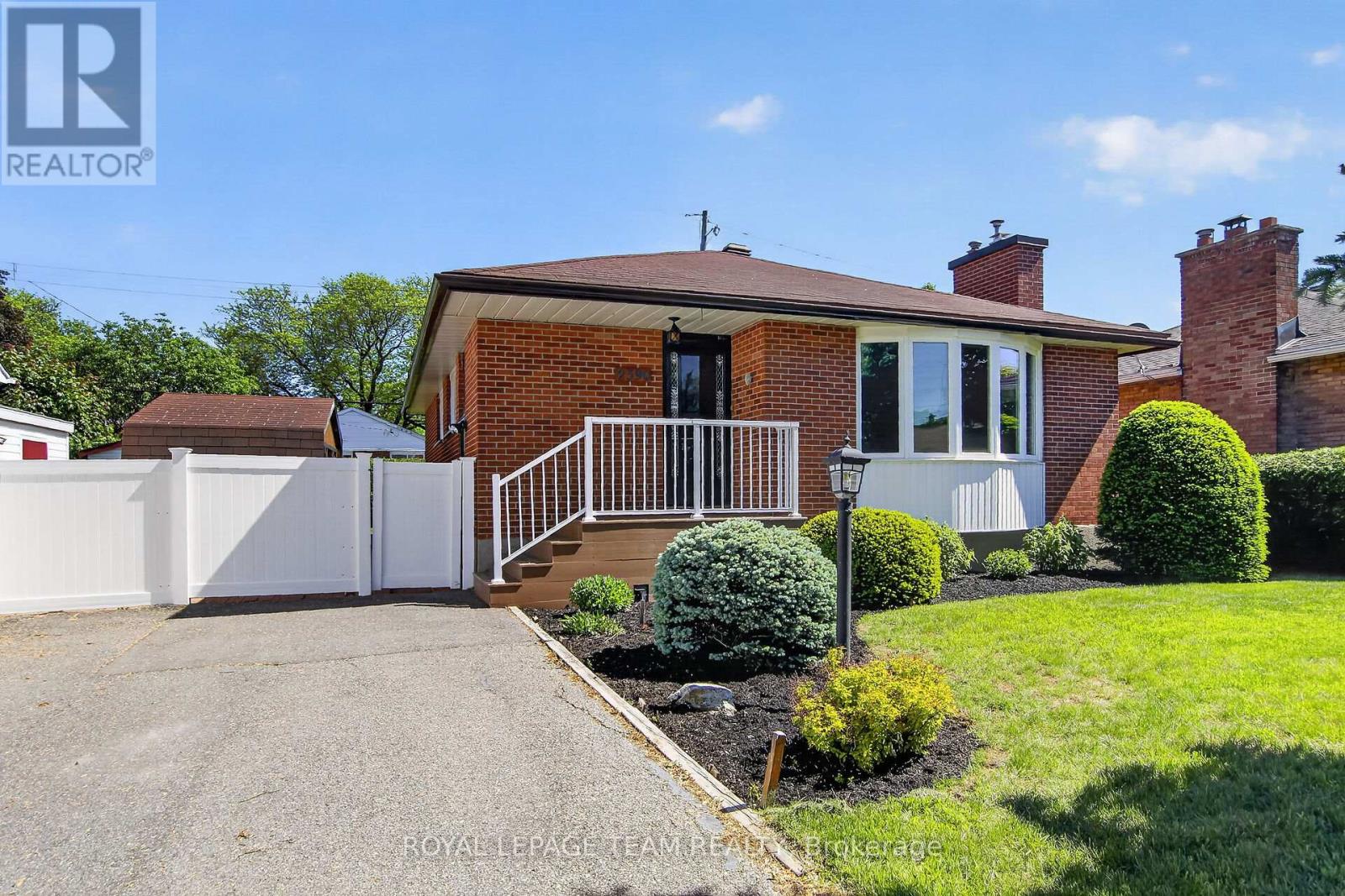 2390 Cheshire Road, Ottawa, Ontario  K2C 1G3 - Photo 3 - X13248424