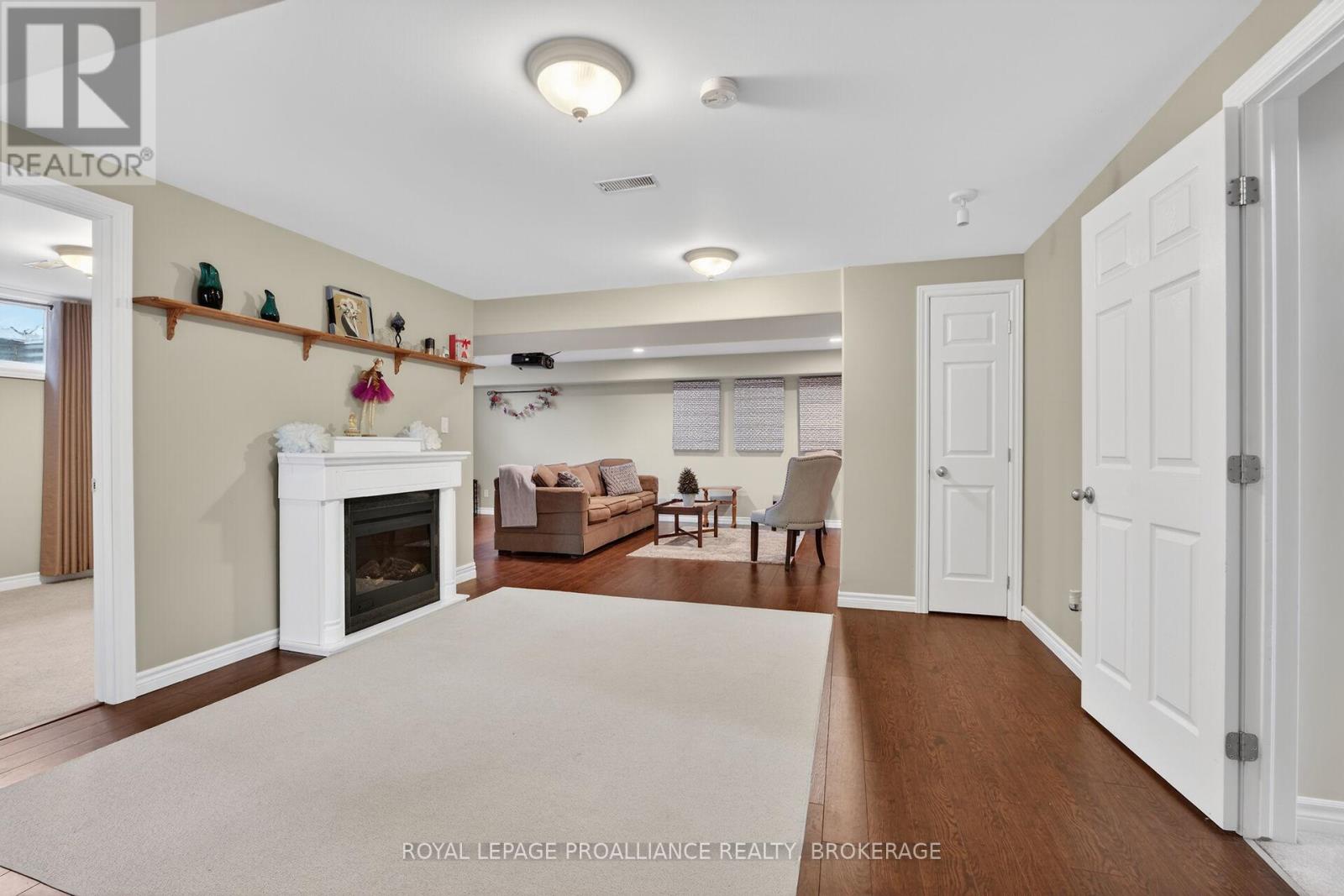 18 Mckeown Crescent, Loyalist, Ontario  K7N 1Y3 - Photo 28 - X13249568