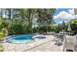 7 GRANADA COURT, Markham, Ontario