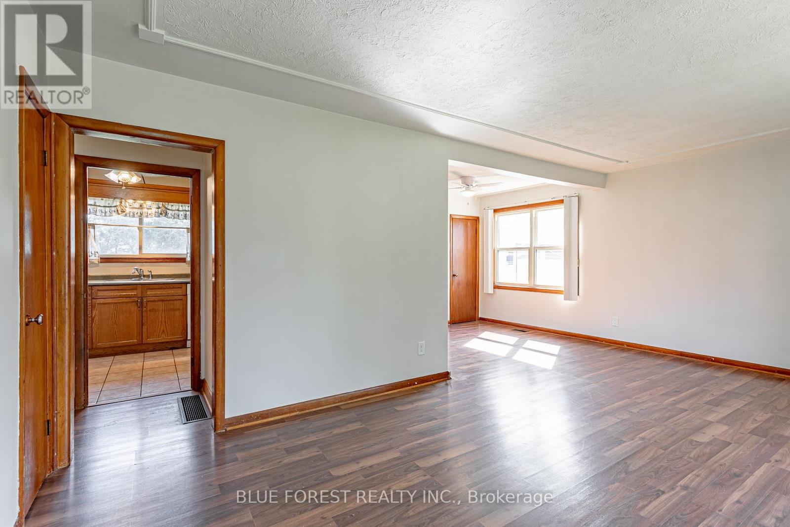 232 Terrence Avenue, Thames Centre, Ontario  N0L 1G3 - Photo 4 - X13249562