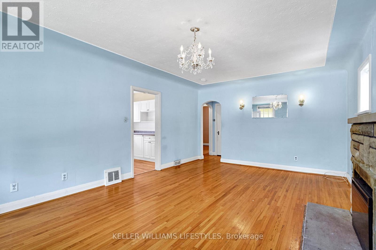 50 Thomas Janes Drive, London South, Ontario  N6C 2G9 - Photo 5 - X13249582