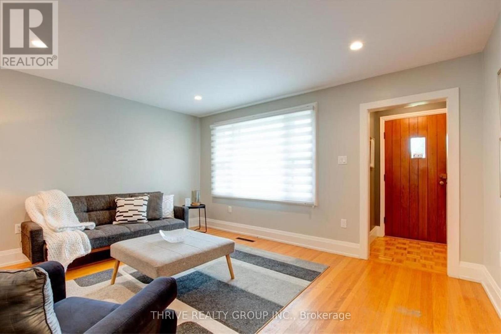 45 Stevenson Avenue, London East, Ontario  N5W 1Y4 - Photo 2 - X13249632