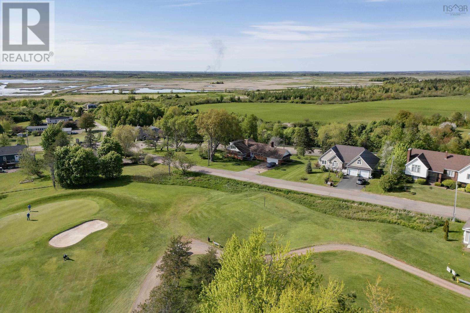 19 Biggs Drive, East Amherst, Nova Scotia  B4H 3Y2 - Photo 3 - 202607480