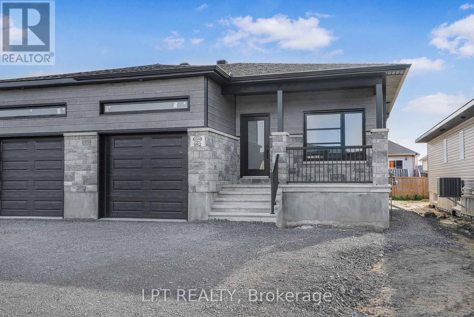 Unit A - 978 Katia Street, The Nation, Ontario  K0A 2M0 - Photo 2 - X13249686