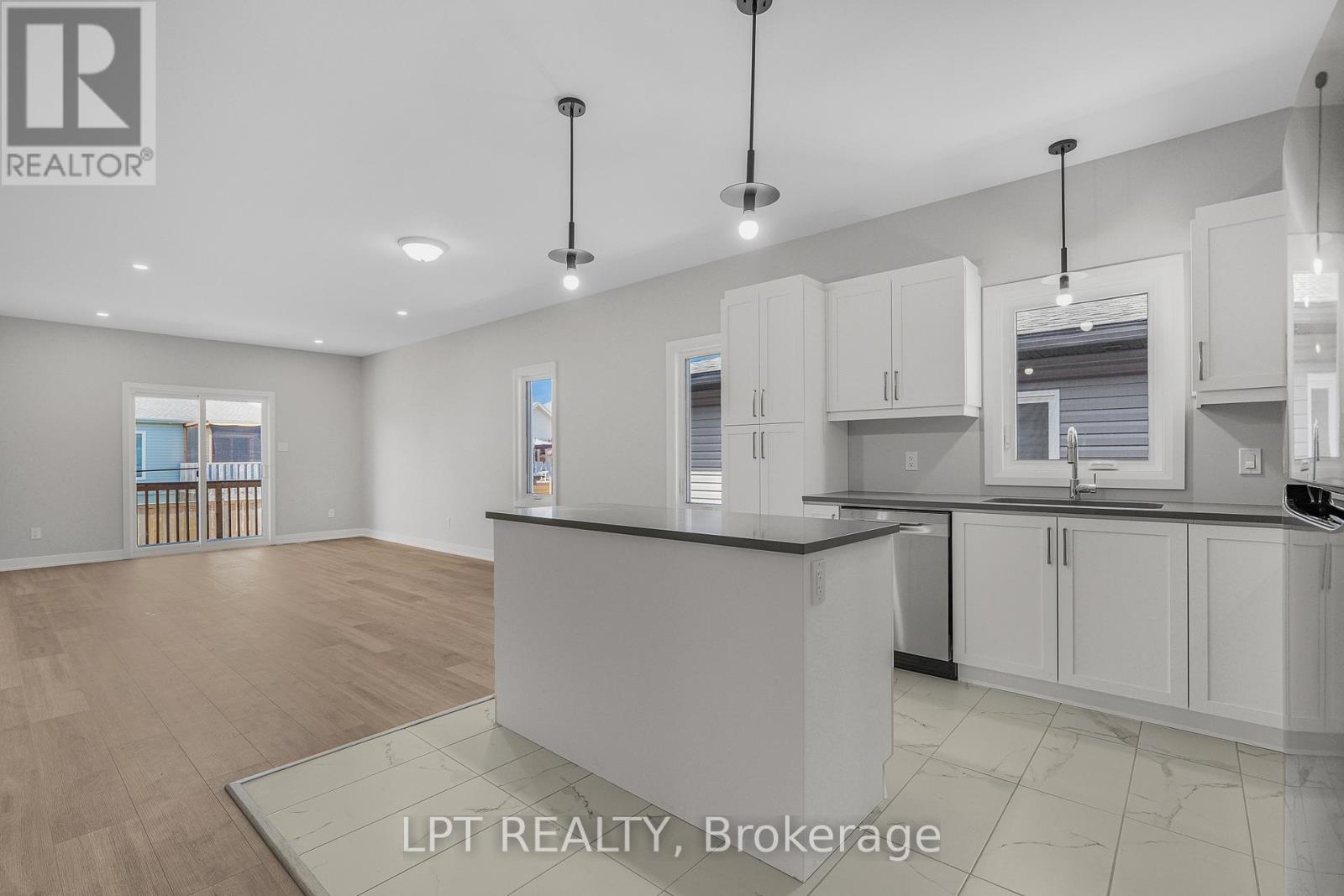 Unit A - 978 Katia Street, The Nation, Ontario  K0A 2M0 - Photo 6 - X13249686