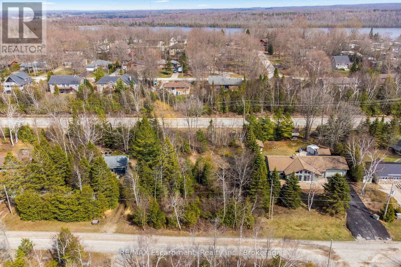 37 Emerson Avenue, South Bruce Peninsula, Ontario  N0H 2G0 - Photo 10 - X13249610