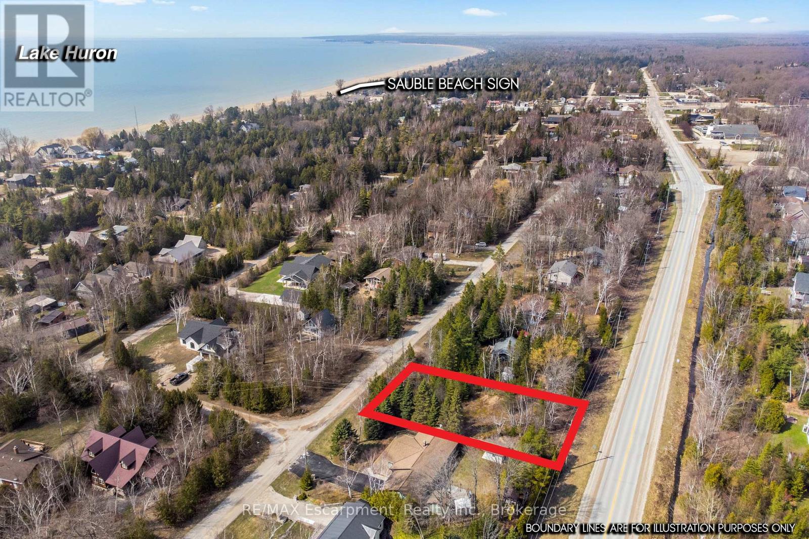 37 Emerson Avenue, South Bruce Peninsula, Ontario  N0H 2G0 - Photo 3 - X13249610