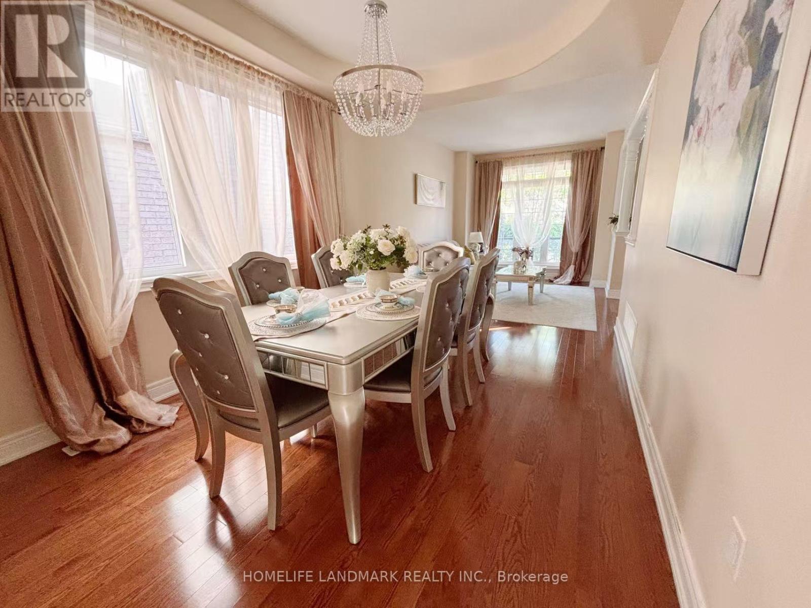 2245 Carm Drive, Oakville, Ontario  L6M 0H8 - Photo 2 - W13246032