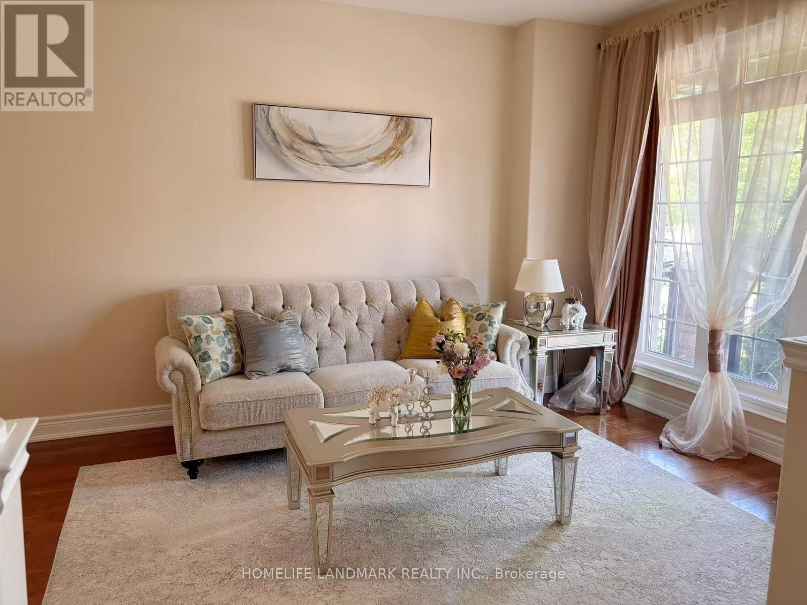 2245 Carm Drive, Oakville, Ontario  L6M 0H8 - Photo 4 - W13246032