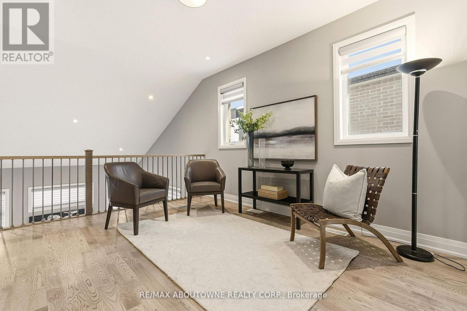 1456 Ford Strathy Crescent, Oakville, Ontario  L6H 3W9 - Photo 28 - W13249218