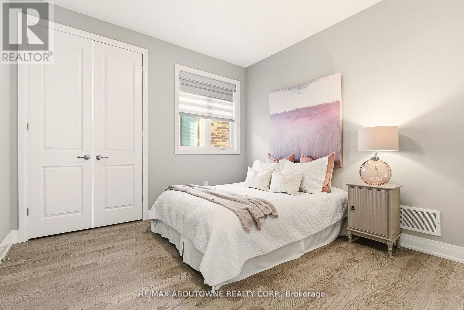1456 Ford Strathy Crescent, Oakville, Ontario  L6H 3W9 - Photo 37 - W13249218