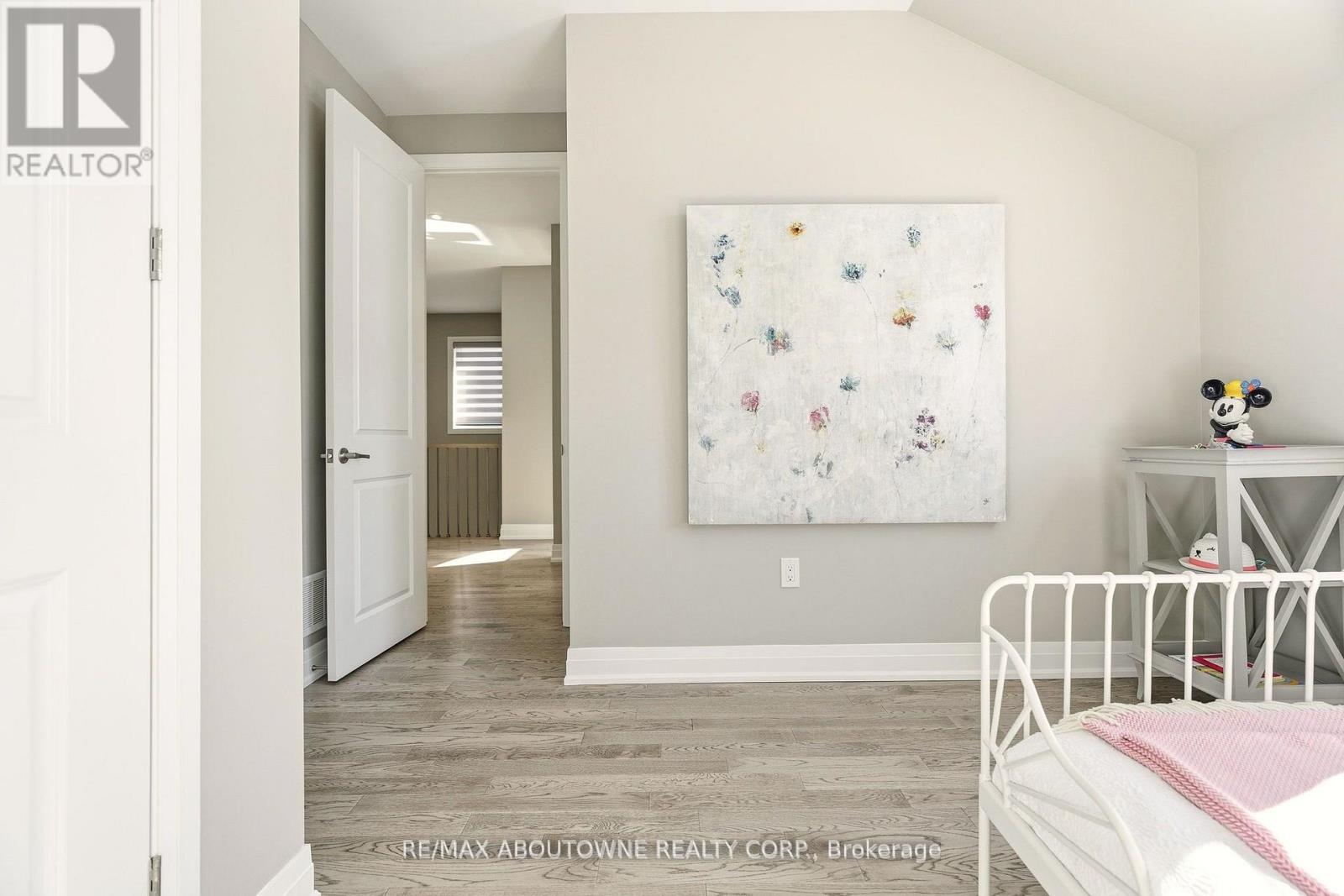 1456 Ford Strathy Crescent, Oakville, Ontario  L6H 3W9 - Photo 41 - W13249218