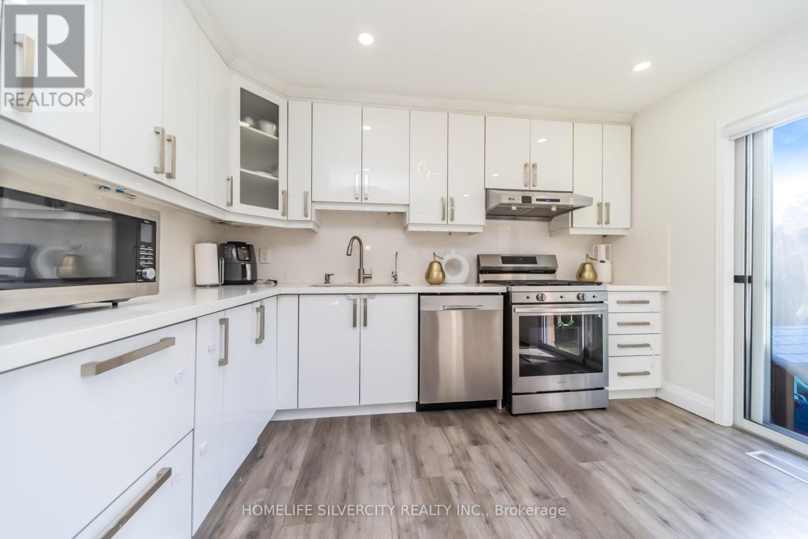 38 - 66 Brisbane Court, Brampton, Ontario  L6R 1V4 - Photo 10 - W13249260