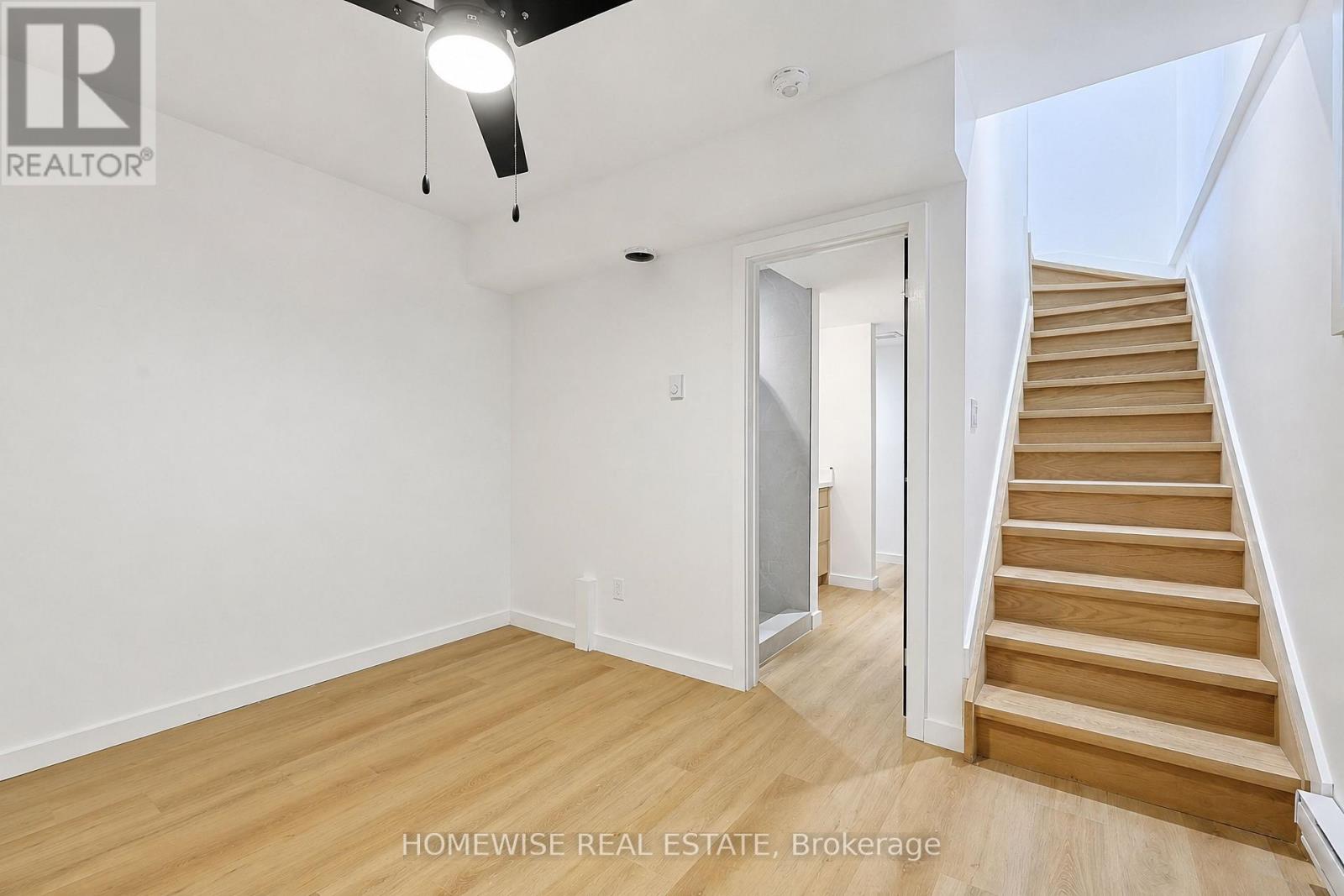 Grdn - 159 Locksley Avenue, Toronto, Ontario  M6B 3N6 - Photo 5 - W13249276