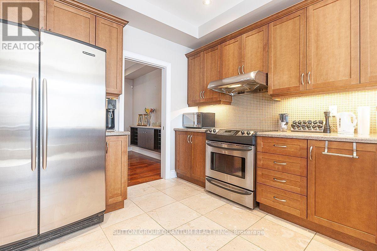 1599 Hallstone Road, Brampton, Ontario  L6Y 5K8 - Photo 15 - W13249284