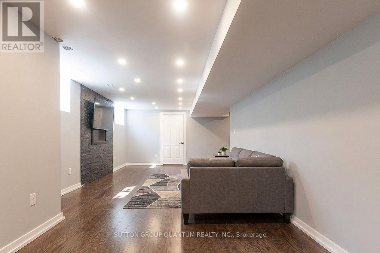 1599 Hallstone Road, Brampton, Ontario  L6Y 5K8 - Photo 28 - W13249284