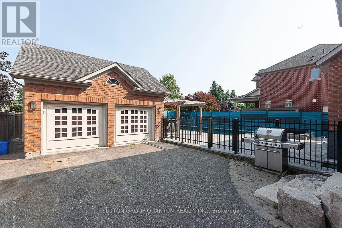 1599 Hallstone Road, Brampton, Ontario  L6Y 5K8 - Photo 34 - W13249284