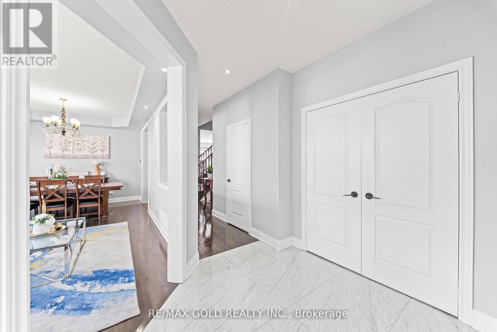 3 Powell Drive, Brampton, Ontario  L6R 0K9 - Photo 7 - W13249288