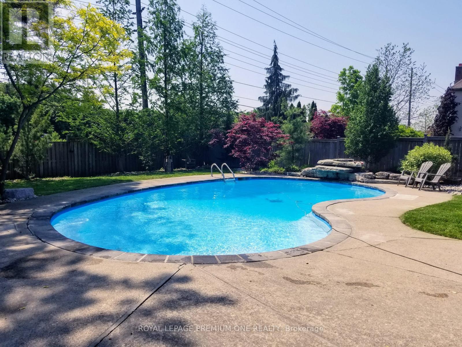 2301 Nikanna Road, Mississauga, Ontario  L5C 2W8 - Photo 2 - W13249326
