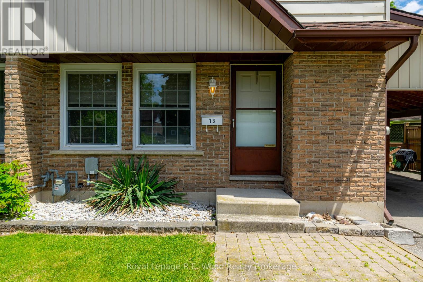 13 Cayley Street, Norwich, Ontario  N0J 1P0 - Photo 2 - X13249486