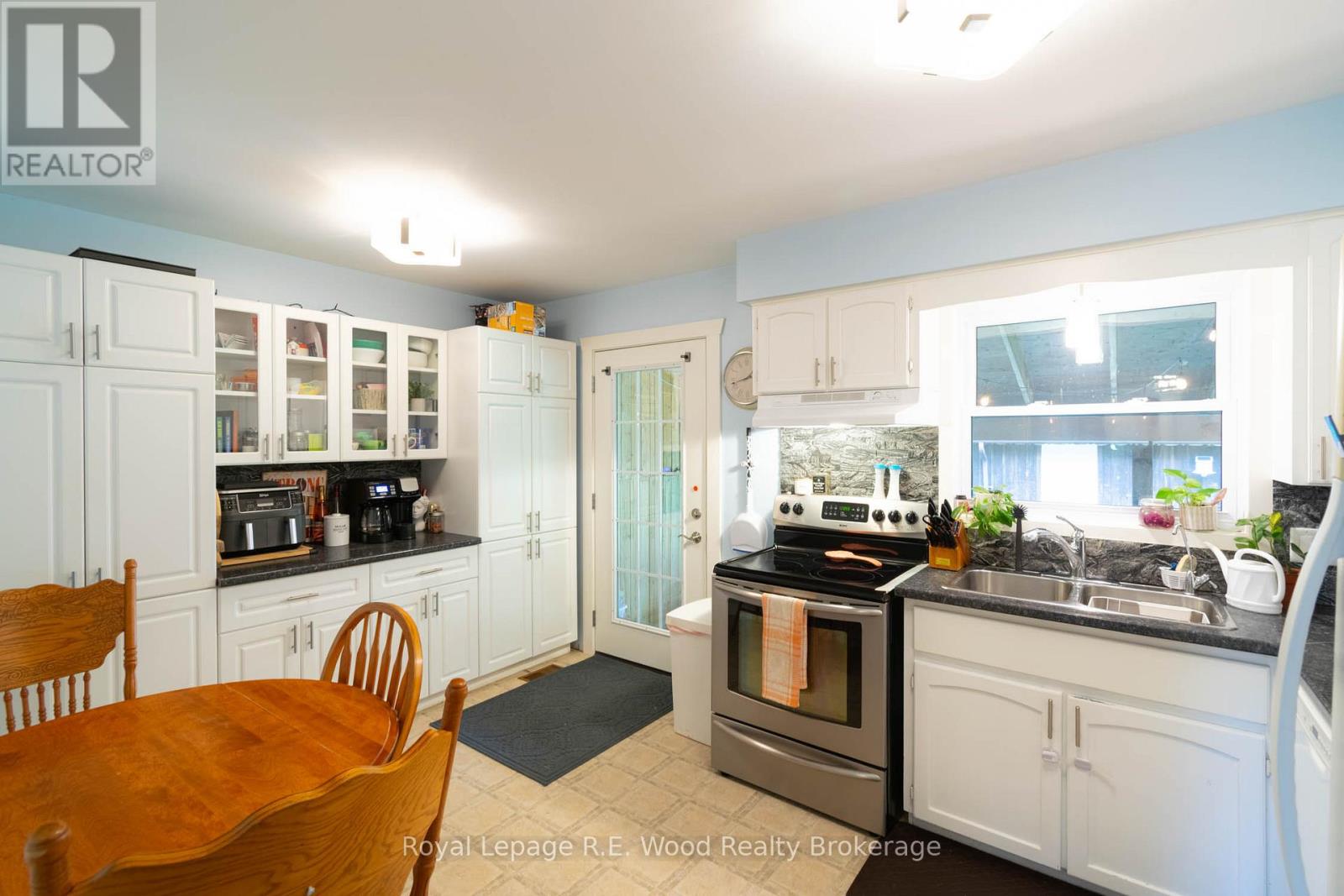 13 Cayley Street, Norwich, Ontario  N0J 1P0 - Photo 7 - X13249486