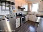 939 West Village Square, London North, Ontario  N6H 5J9 - Photo 12 - X13249306