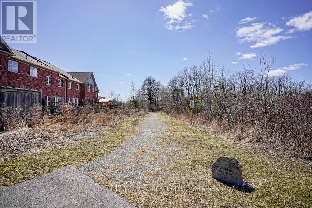 15 Mcphail Place, Hamilton, Ontario  L8B 0R5 - Photo 22 - X13249350