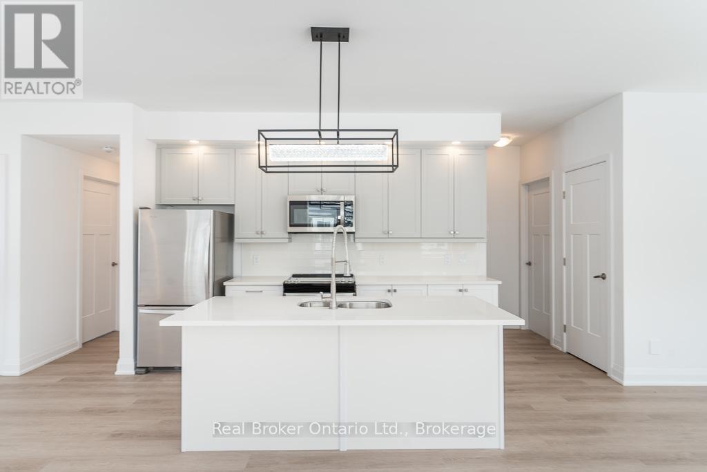 4 Danielle Crescent, Midland, Ontario  L4R 0A9 - Photo 4 - S13249542