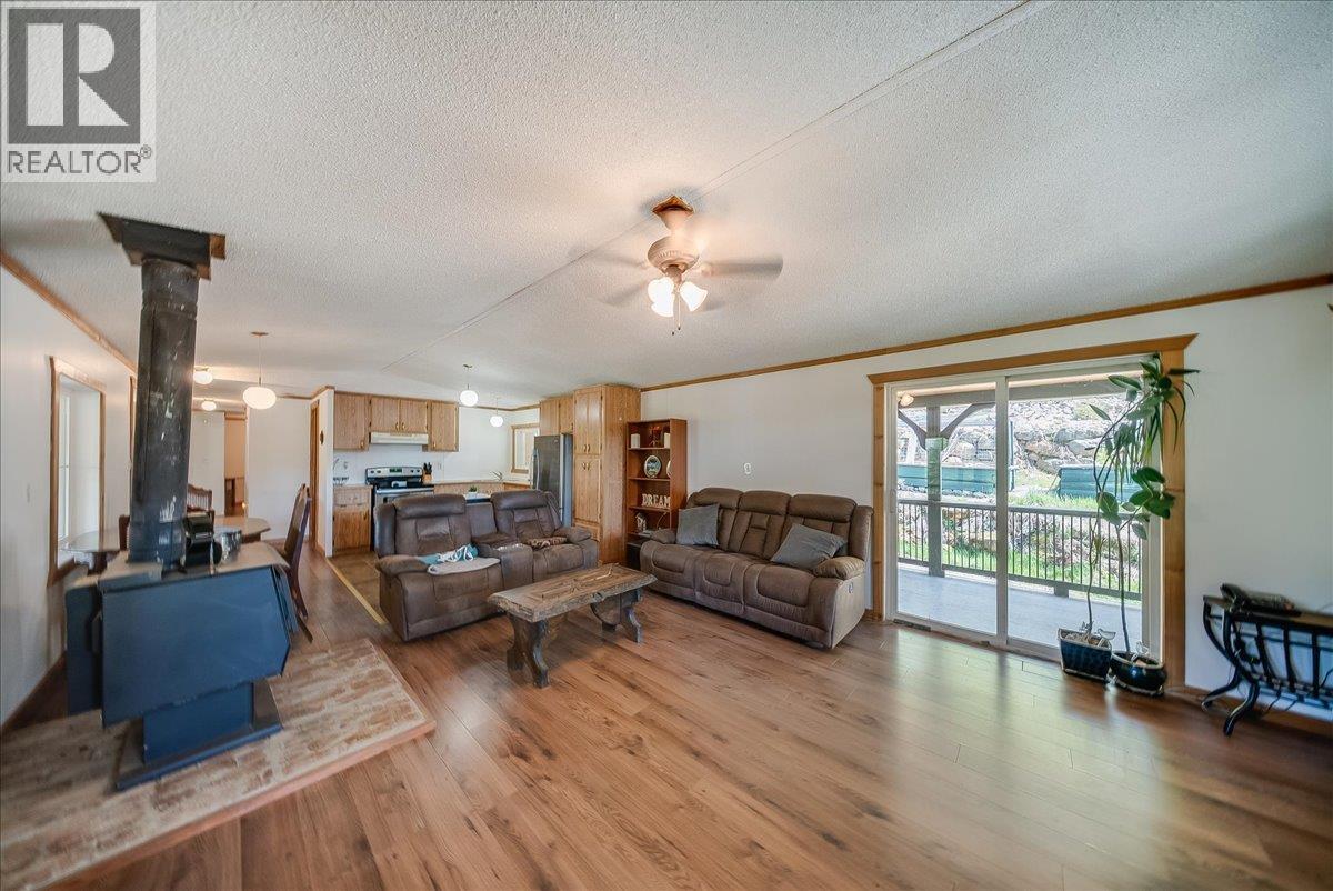 1232 Mcleod Road, Beaver Falls, British Columbia  V0G 1L1 - Photo 8 - 10385632
