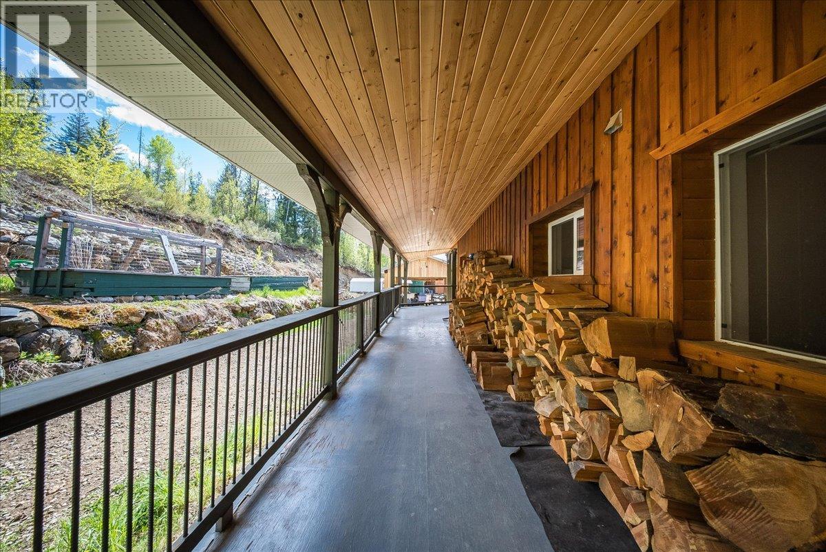1232 Mcleod Road, Beaver Falls, British Columbia  V0G 1L1 - Photo 33 - 10385632