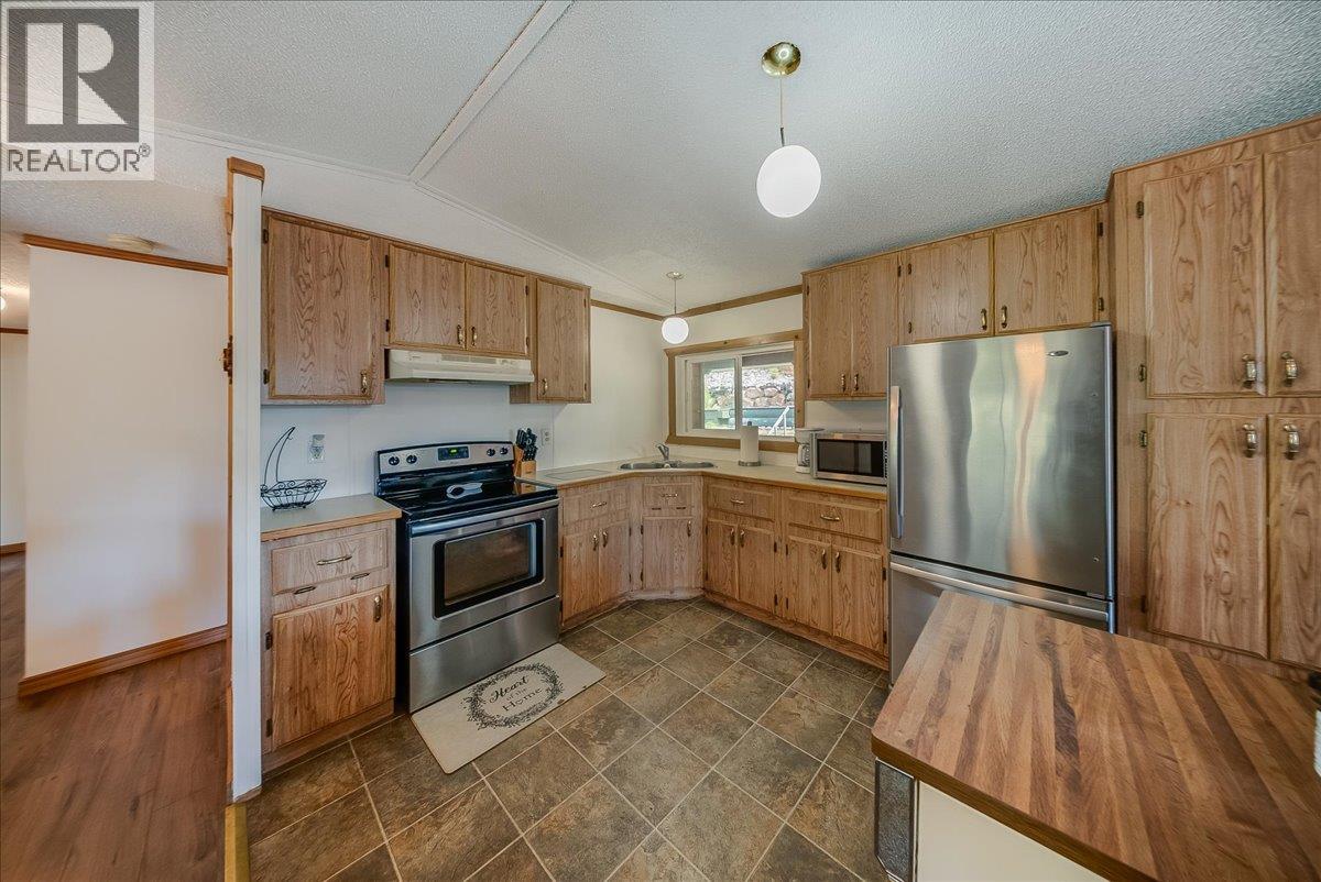 1232 Mcleod Road, Beaver Falls, British Columbia  V0G 1L1 - Photo 9 - 10385632