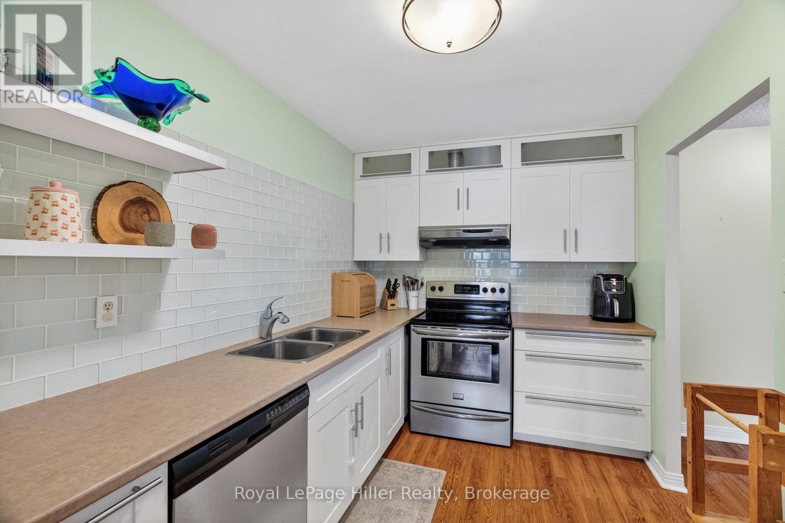 103 - 11 Cobourg Street, Stratford, Ontario  N5A 3E4 - Photo 11 - X13249460