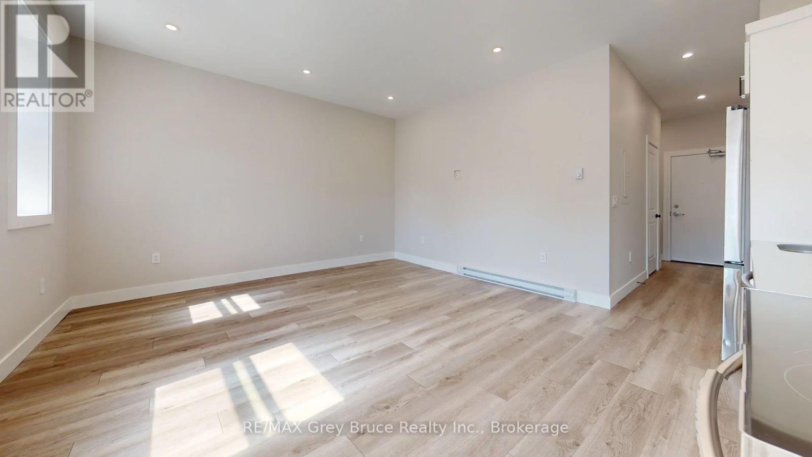 Unit 7 - 39 1st Avenue S, Arran-Elderslie, Ontario  N0G 1L0 - Photo 4 - X13249598