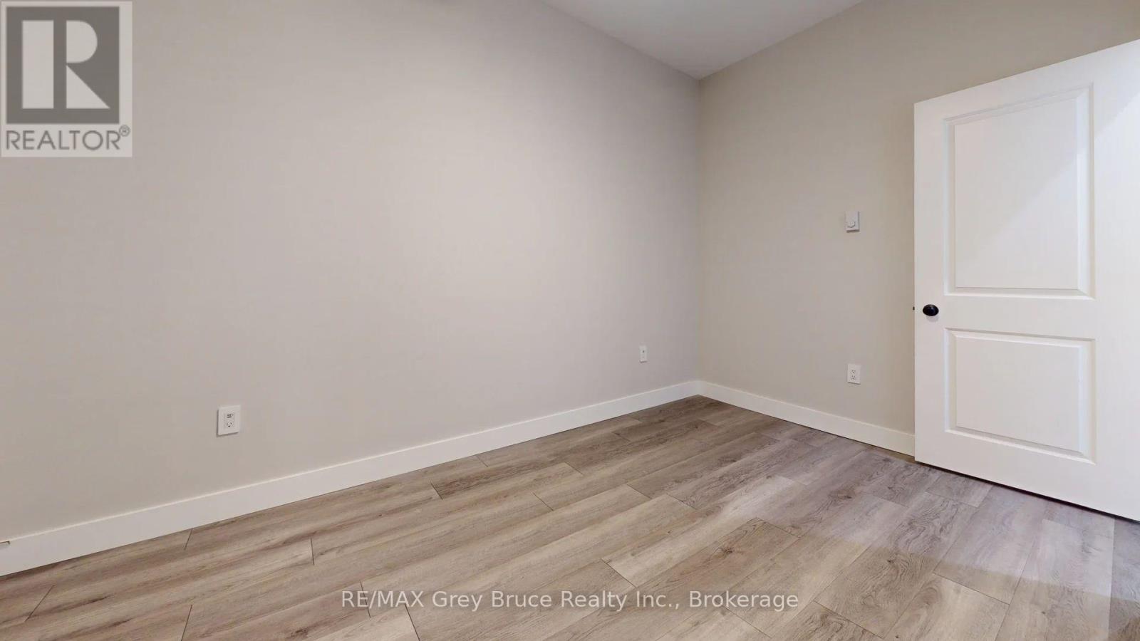 Unit 7 - 39 1st Avenue S, Arran-Elderslie, Ontario  N0G 1L0 - Photo 7 - X13249598